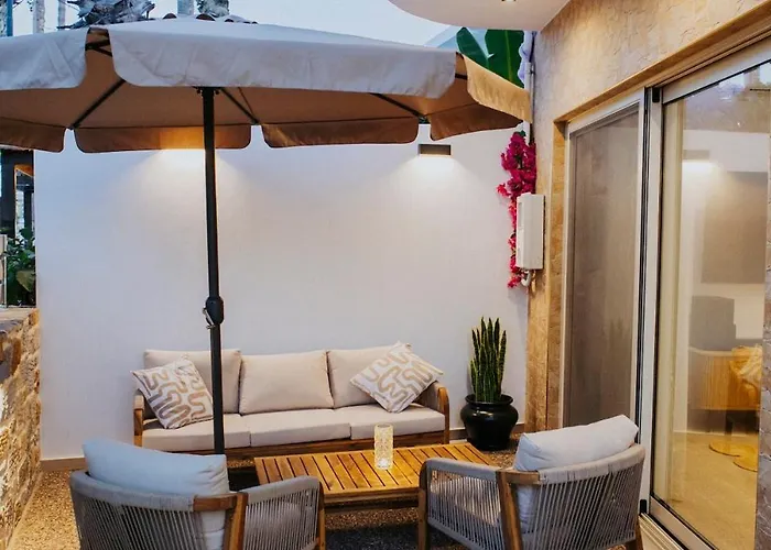 Apartament Lambi *
